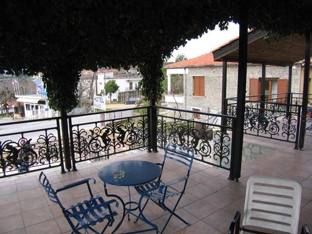 Hotel France Каламбака Екстер'єр фото